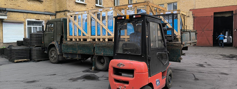 «Барсы» в Челябинскую область Отгрузка продукции на заводе «Ирбис»